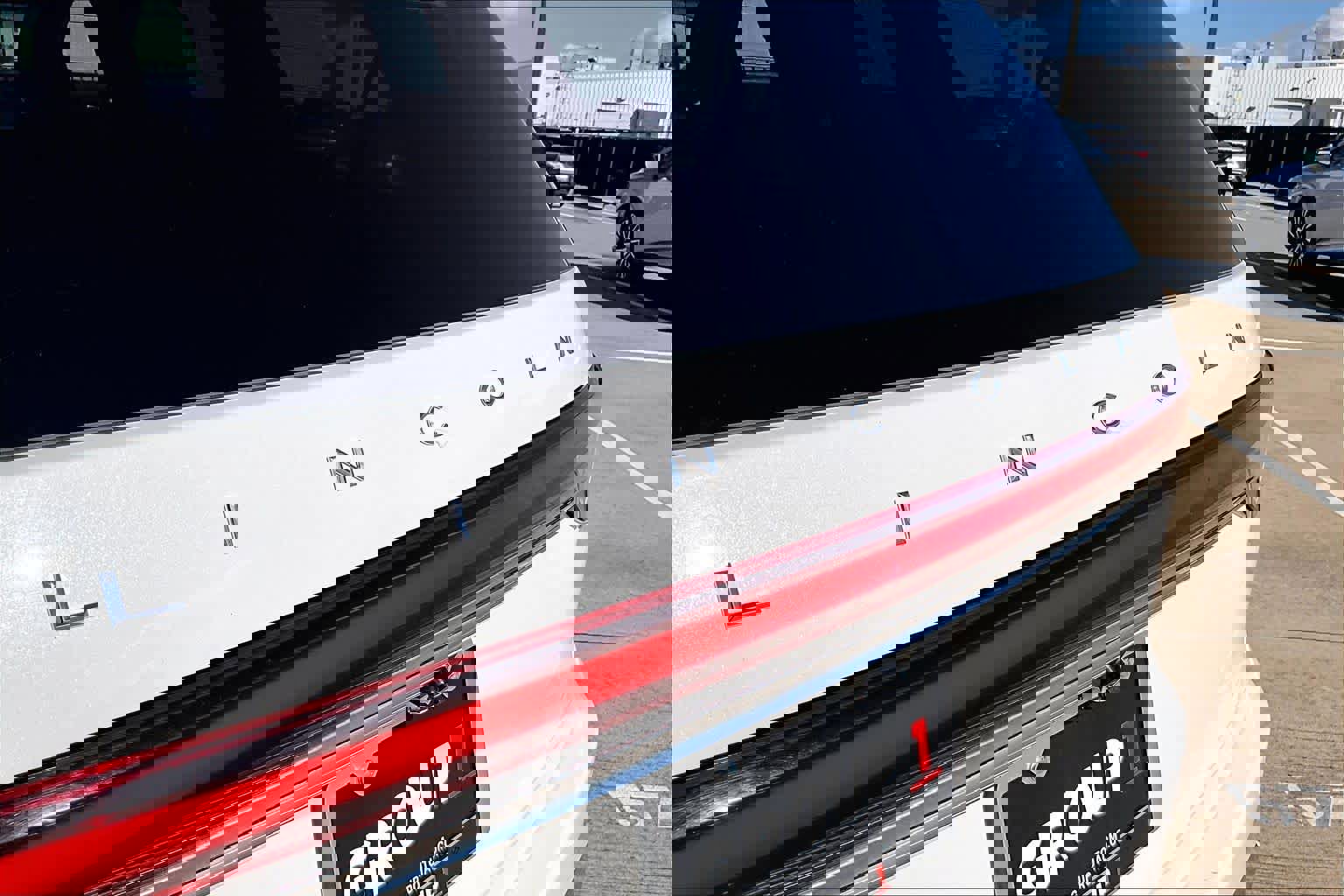 Used 2022 Lincoln Aviator Reserve w/ Elements Package Plus image 31