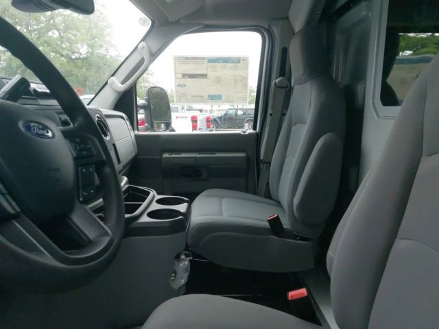 New 2026 Ford E-350 and Econoline 350 Super Duty w/ Power Equipment Group RWD image 10