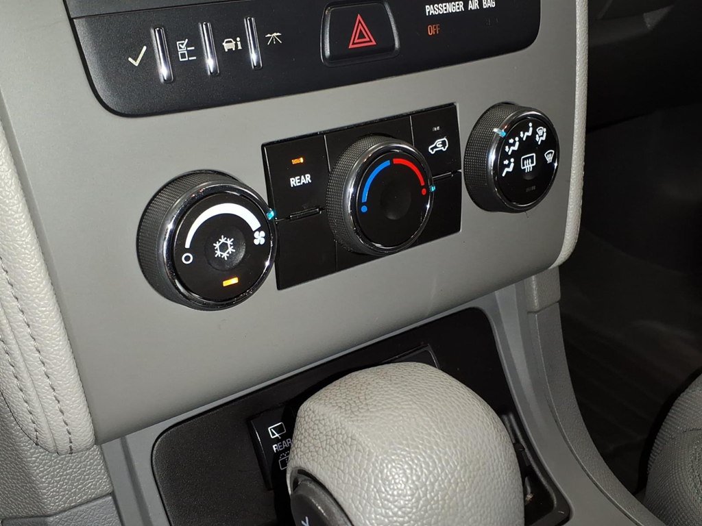 Used 2015 Chevrolet Traverse AWD LS image 15