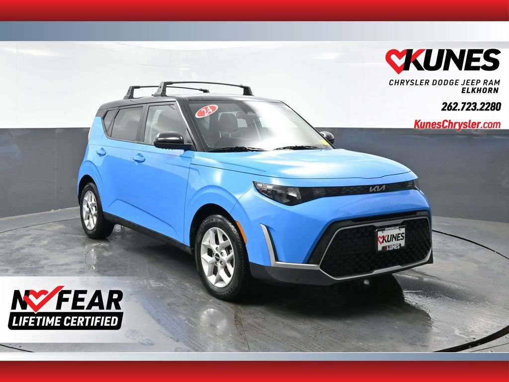 Used 2024 Kia Soul S image 1