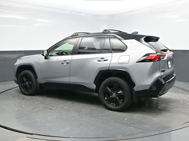 Used 2021 Toyota RAV4 XSE image 4