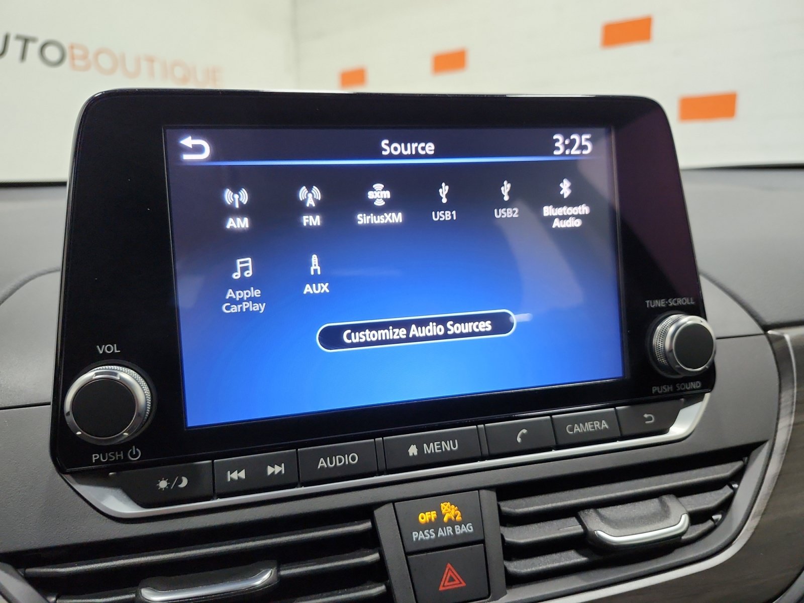 Used 2024 Nissan Altima 2.5 SV AWD/4WD image 19