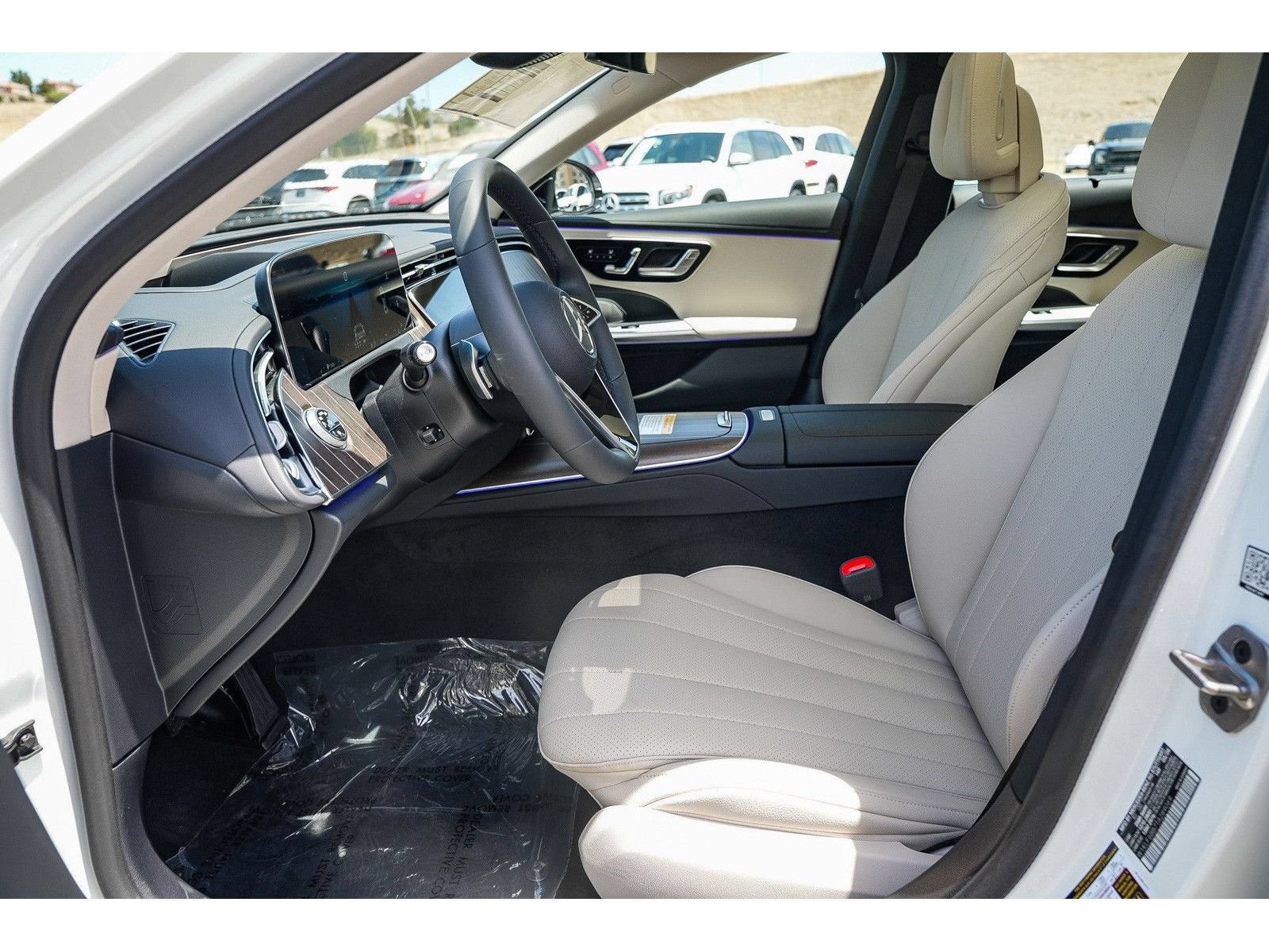 New 2026 Mercedes-Benz E 450 4MATIC Sedan image 17
