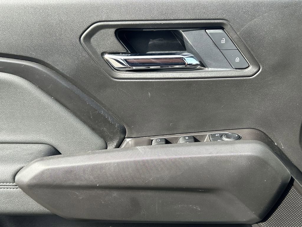 Used 2025 GMC Canyon Elevation image 23