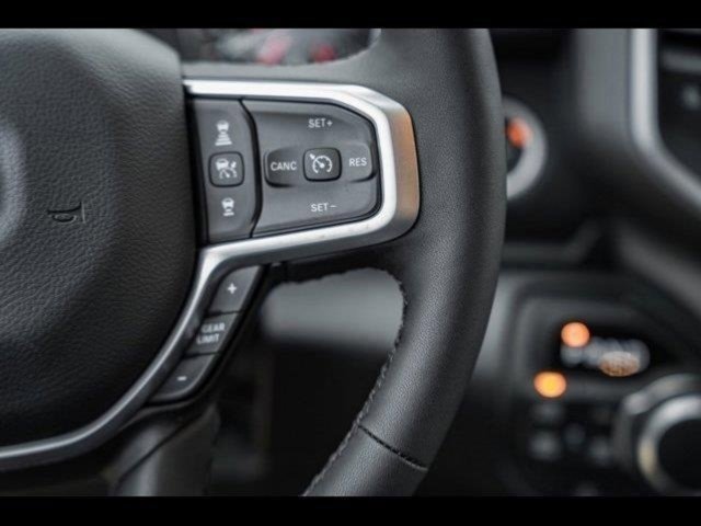 New 2025 RAM 1500 Big Horn AWD/4WD image 33