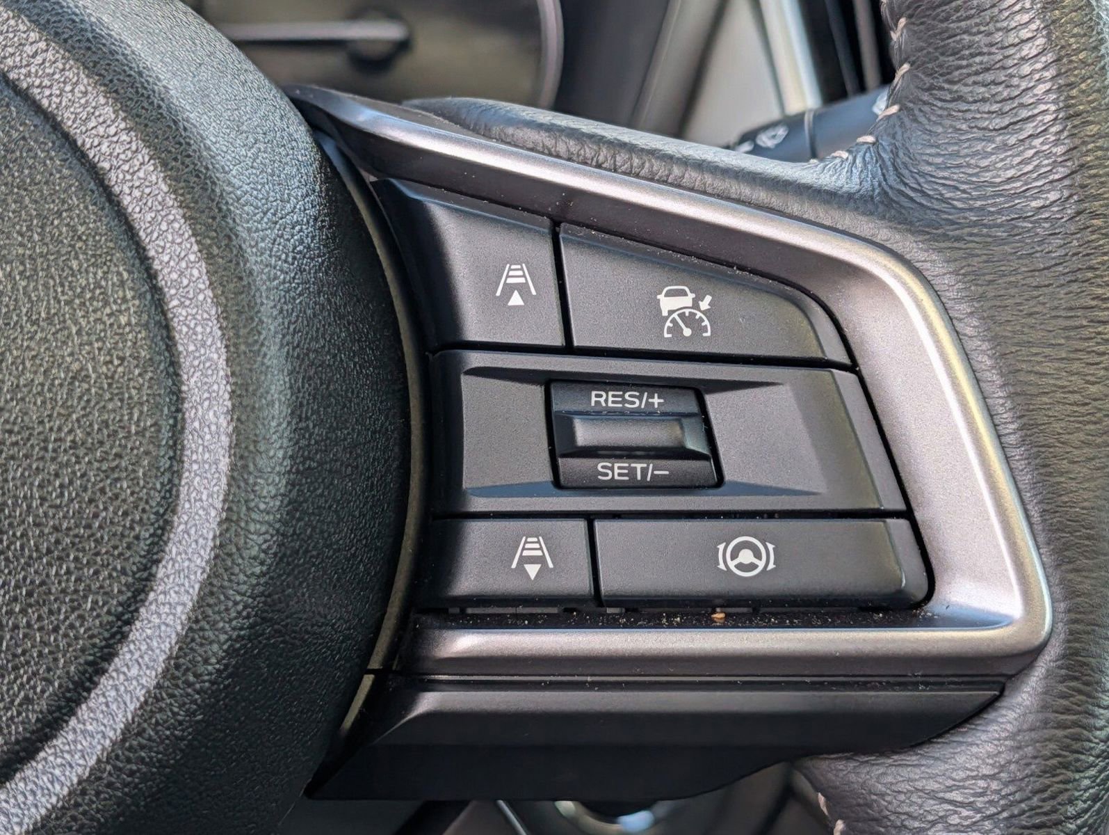 Used 2025 Subaru Legacy Limited image 31