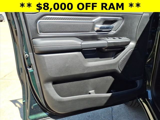 New 2026 RAM 1500 4x4 Crew Cab image 18