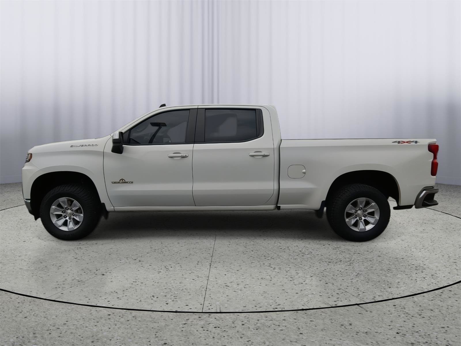 Used 2019 Chevrolet Silverado 1500 LT w/ True North Edition AWD/4WD image 9