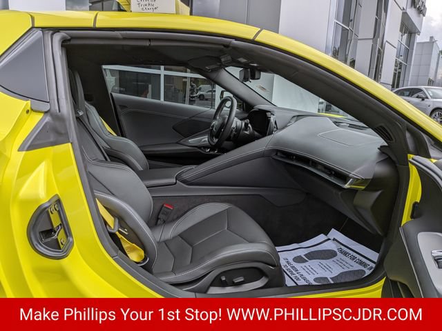 Used 2024 Chevrolet Corvette Stingray Convertible RWD image 12