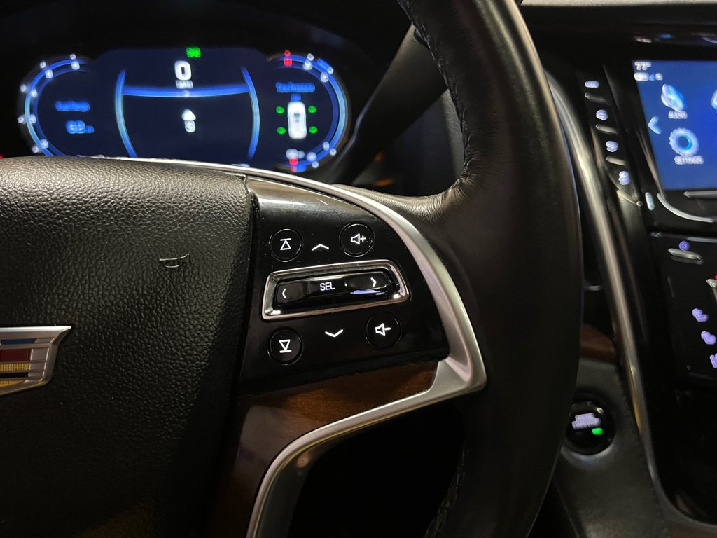 Used 2018 Cadillac Escalade Luxury RWD image 36