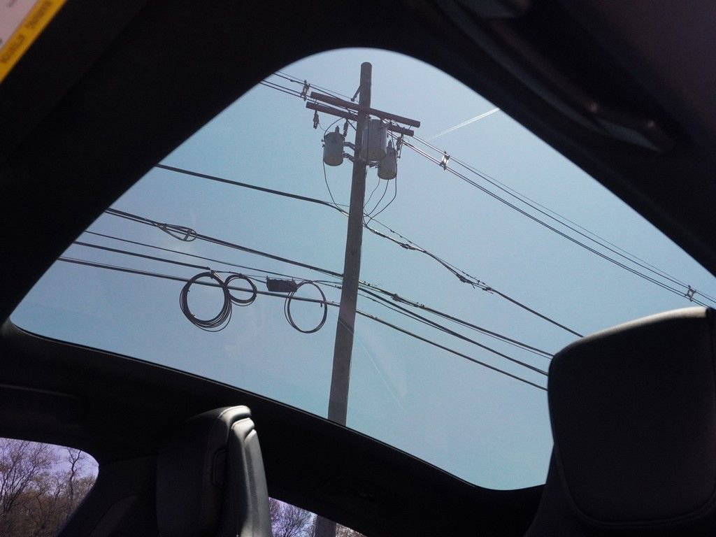 Used 2022 Porsche Taycan RWD image 28