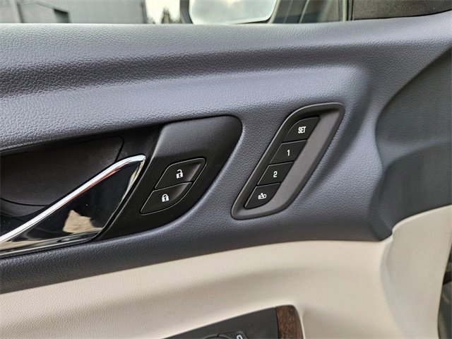 Used 2021 GMC Acadia Denali w/ GMC Pro Grade Package image 17