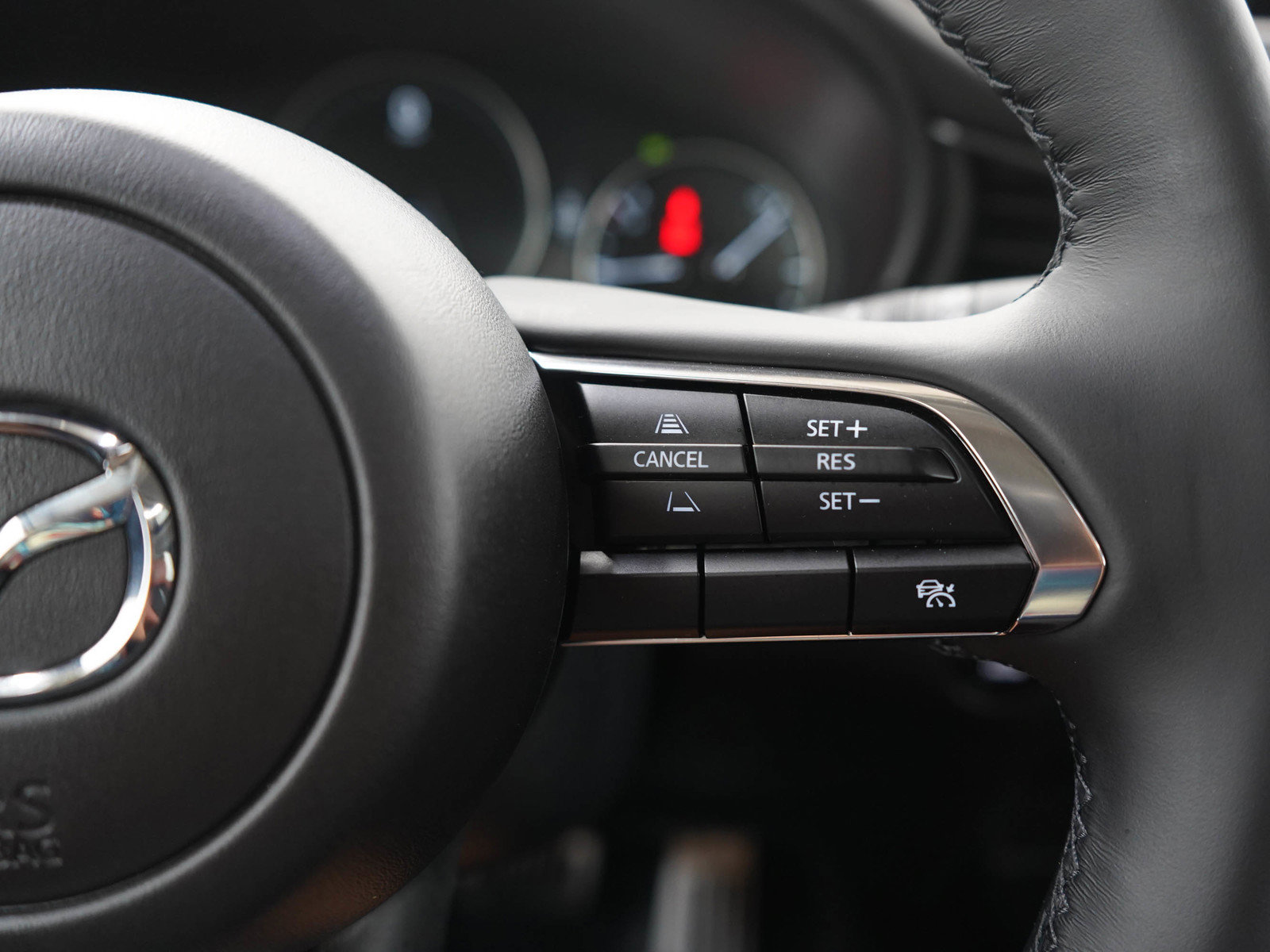 Used 2025 MAZDA CX-30 Carbon AWD/4WD image 25