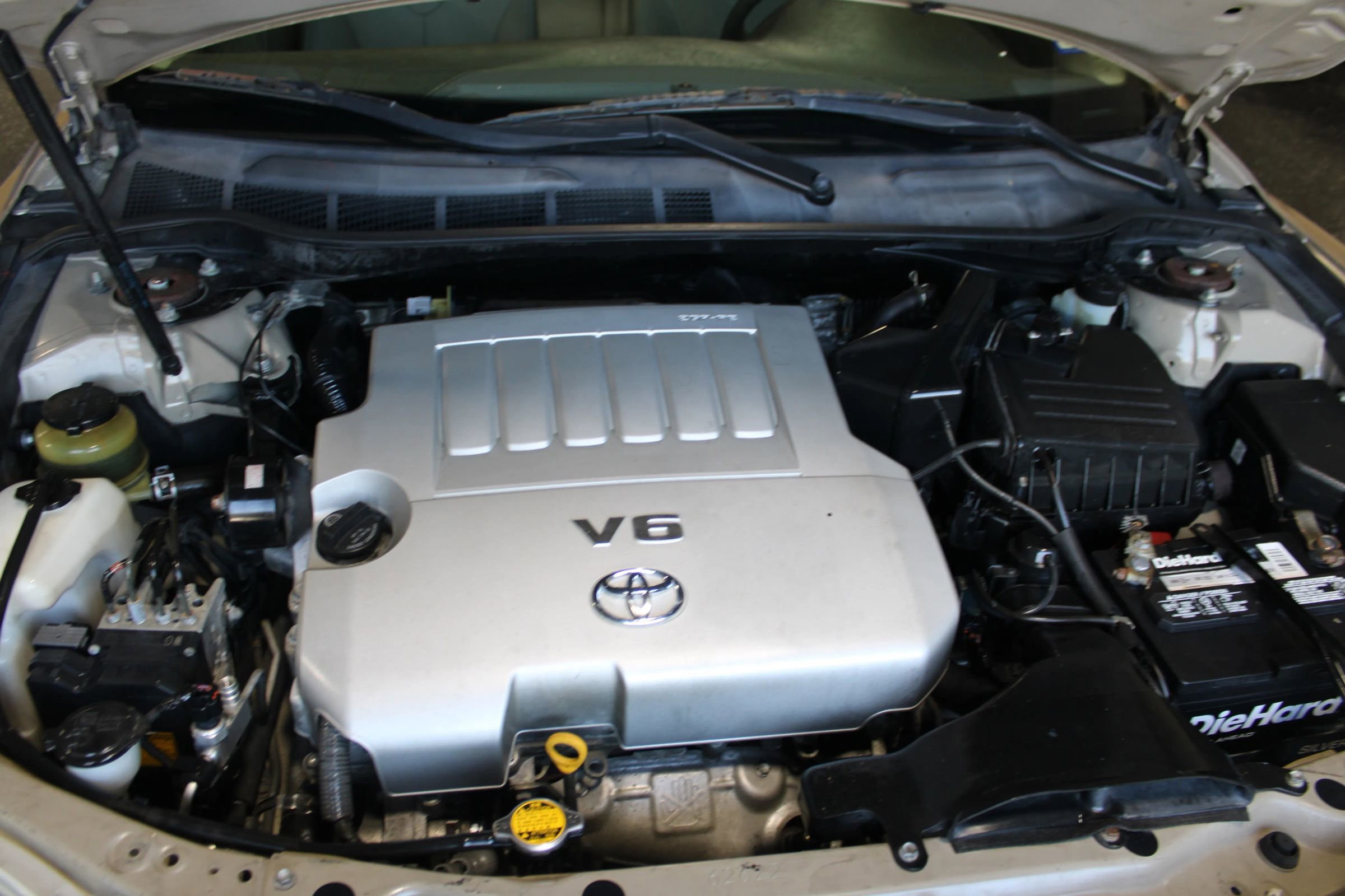 Used 2010 Toyota Camry XLE image 30