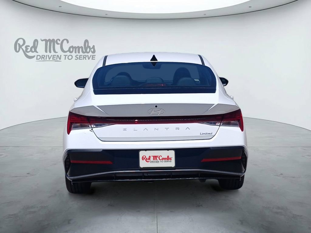 New 2026 Hyundai Elantra Limited FWD image 4