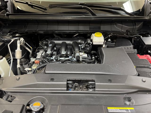 Used 2025 Nissan Pathfinder SV AWD/4WD image 26