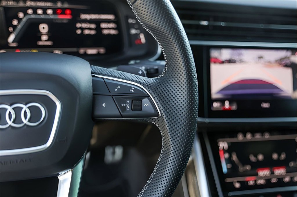 Used 2023 Audi SQ7 Premium Plus image 13