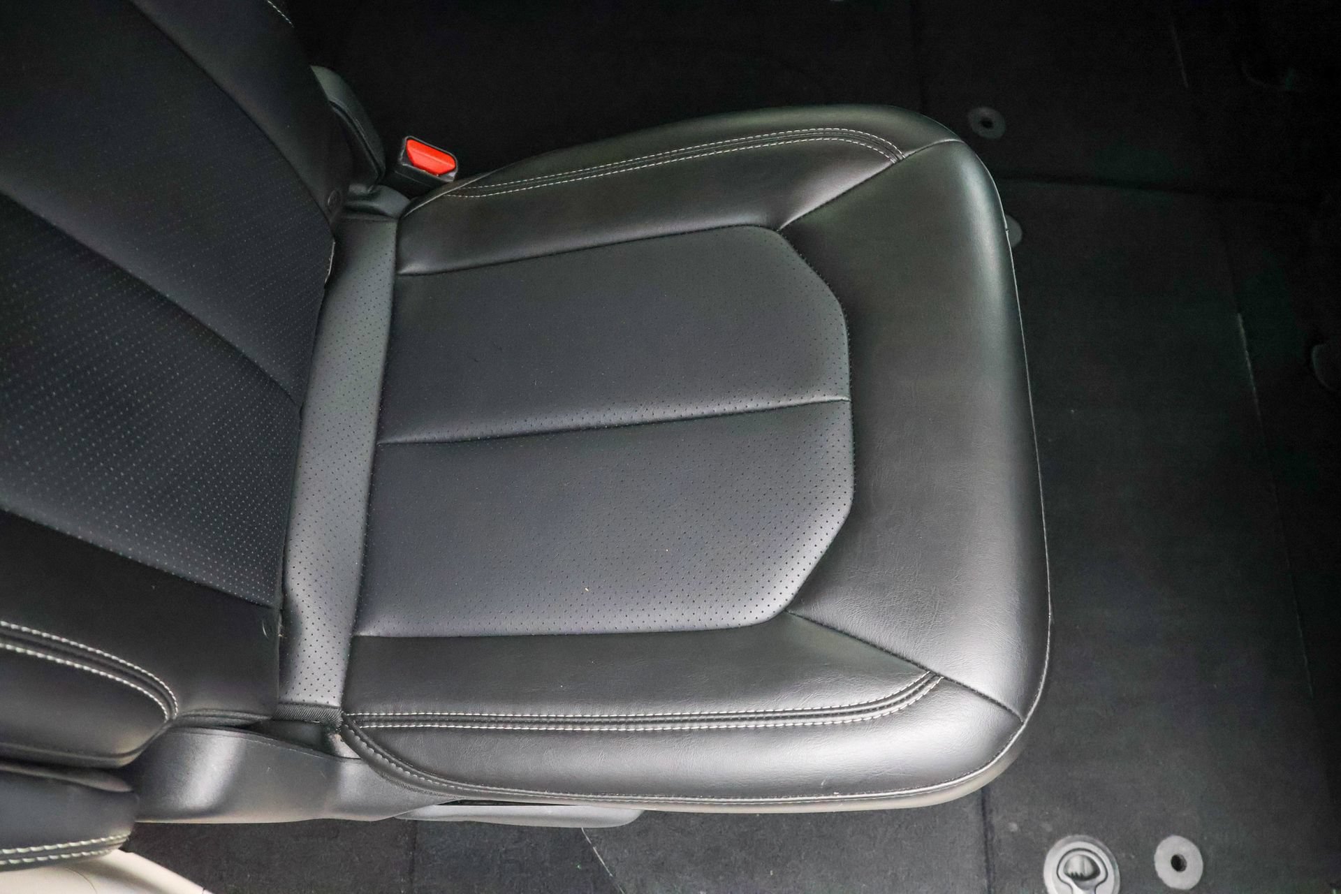 Used 2023 Chrysler Pacifica Touring-L FWD image 30