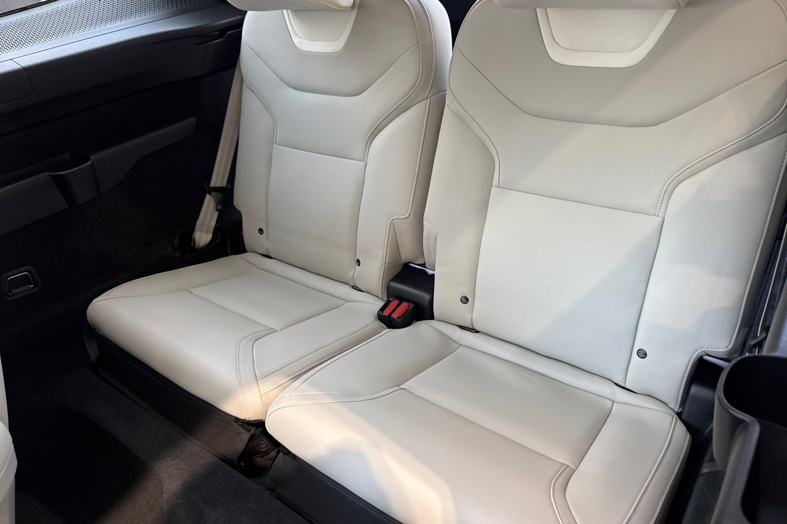 Certified 2025 Volvo EX90 Ultra AWD/4WD image 17