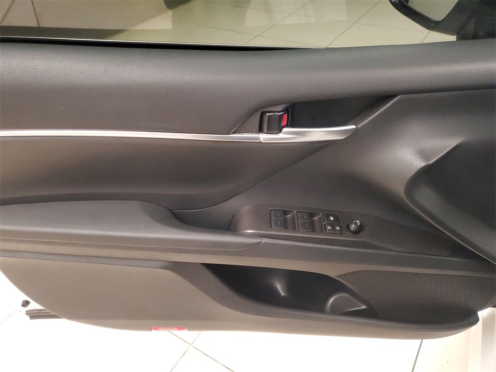 Used 2024 Toyota Camry LE image 18