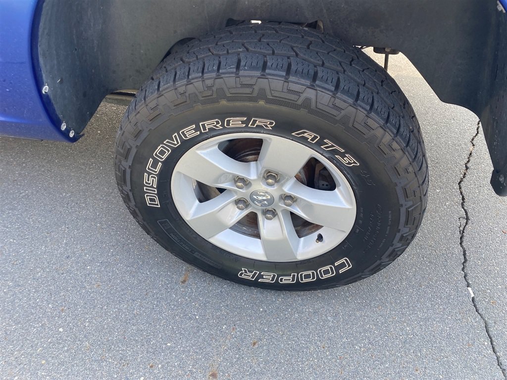 Used 2018 RAM 1500 Express RWD image 7