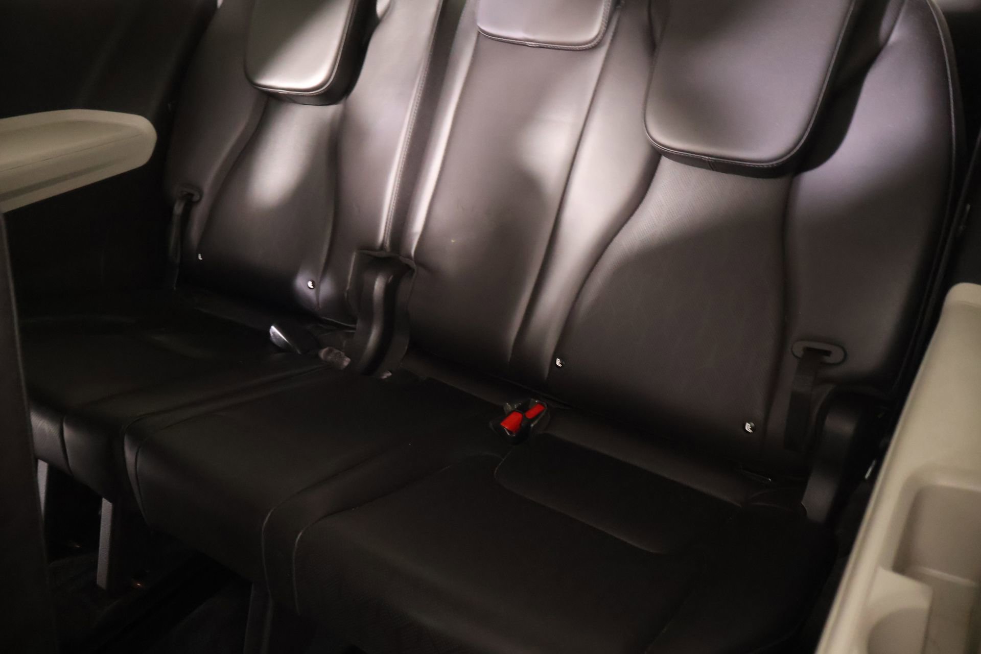Used 2024 Kia Carnival SX FWD image 15