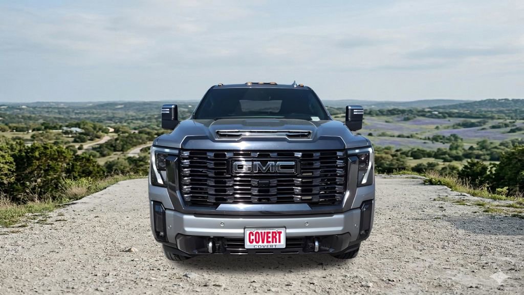 Used 2024 GMC Sierra 3500 Denali Ultimate image 2