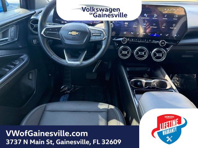 Used 2025 Chevrolet Blazer EV LT AWD/4WD image 14