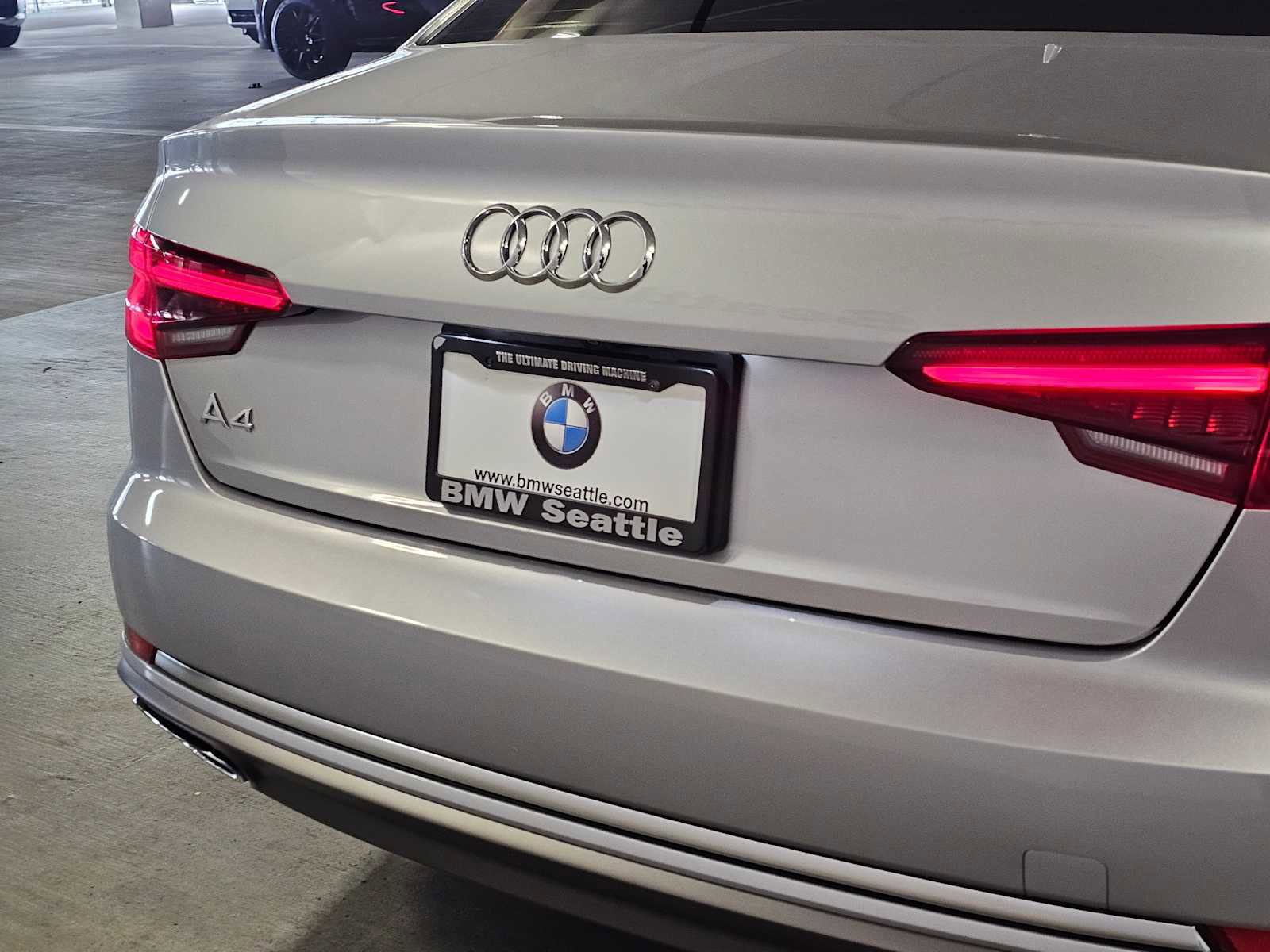 Used 2019 Audi A4 2.0T Premium w/ Convenience Package FWD image 7