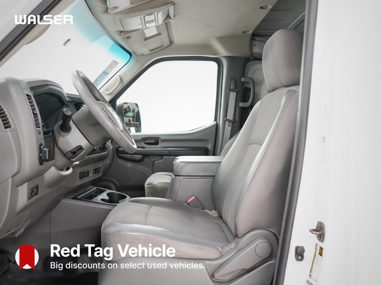 Used 2018 Nissan NV 2500 SV w/ Navigation Package RWD image 16