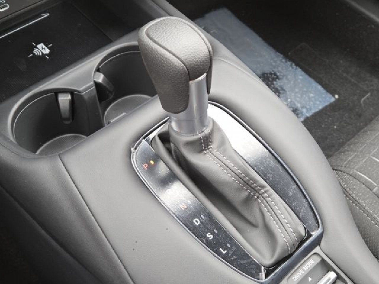 New 2027 Honda HR-V LX image 32