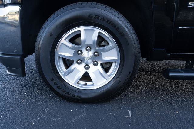 Used 2018 Chevrolet Silverado 1500 LT w/ All Star Edition image 39