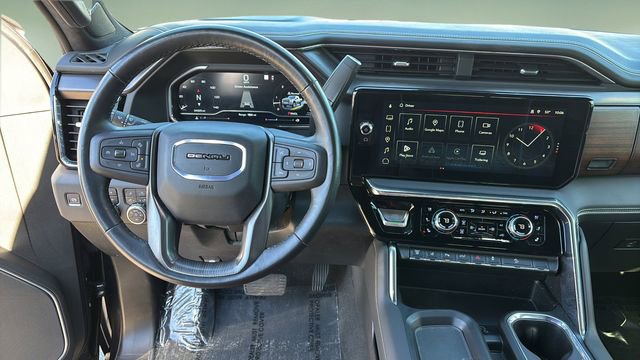 Used 2024 GMC Sierra 2500 Denali Ultimate w/ Max Trailering Package image 9