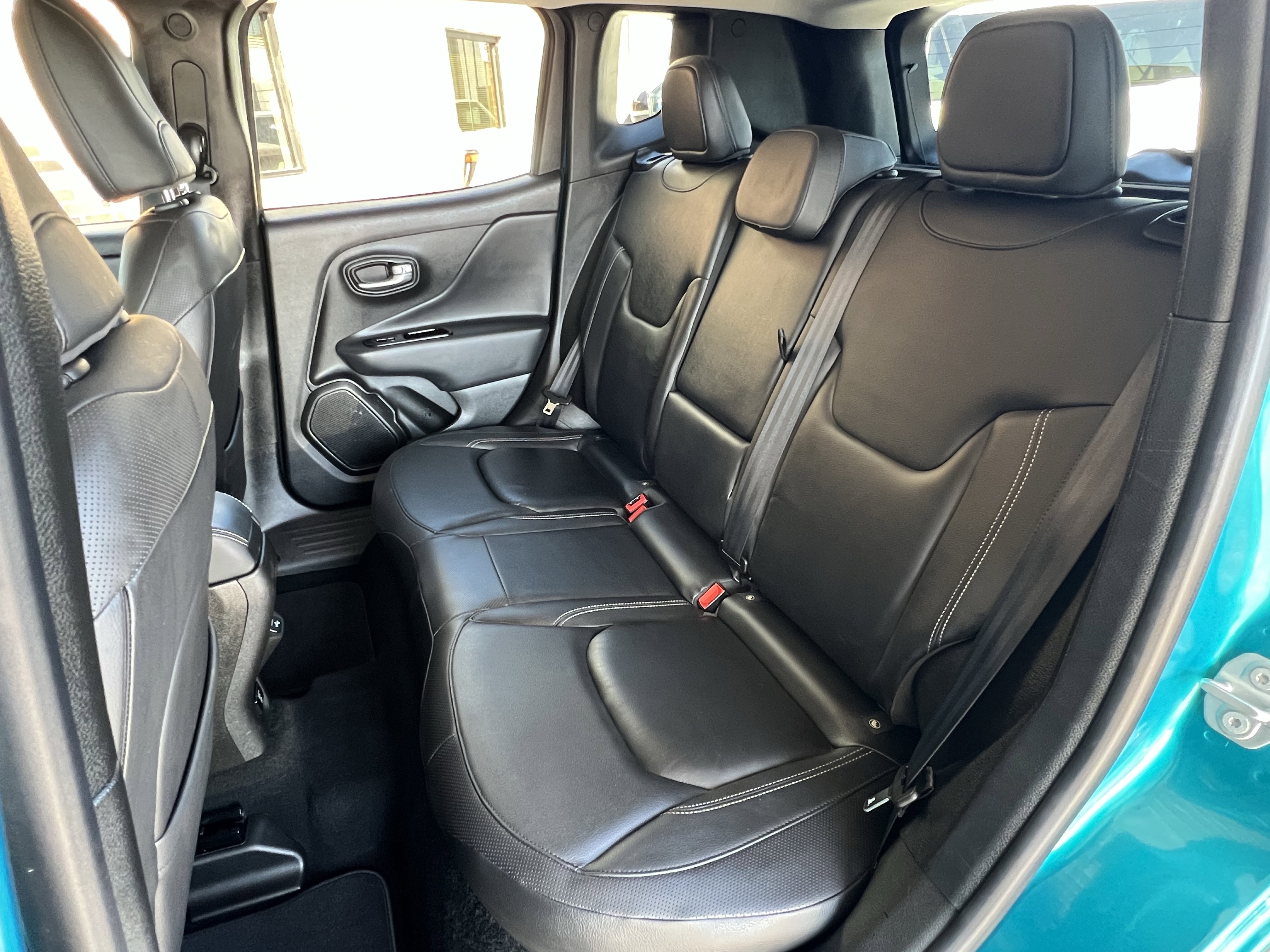 Used 2021 Jeep Renegade Limited AWD/4WD image 17