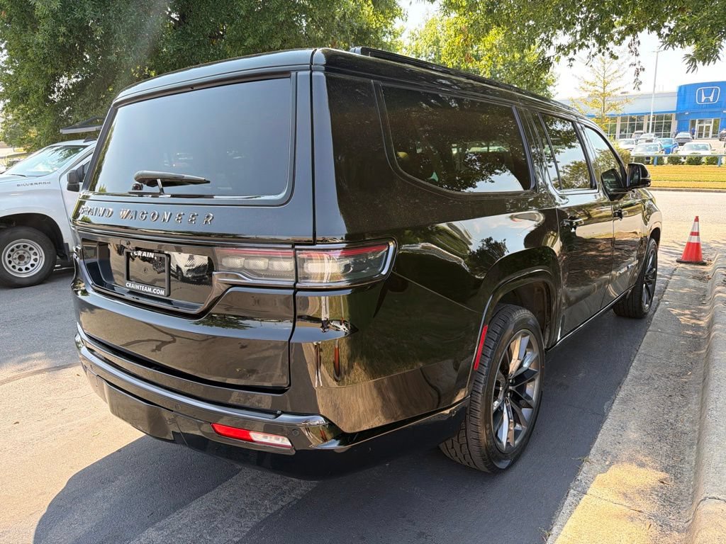Used 2025 Jeep Grand Wagoneer L Series III w/ Rear Seat Video Group 1 AWD/4WD image 5