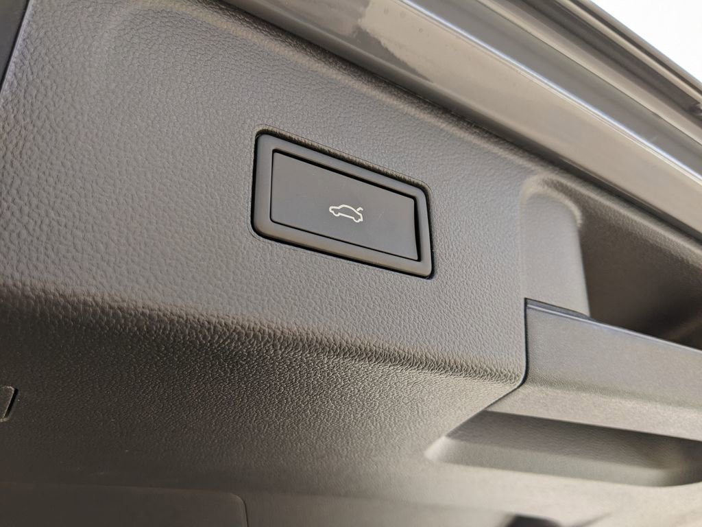 New 2026 Volkswagen Atlas Peak Edition image 29