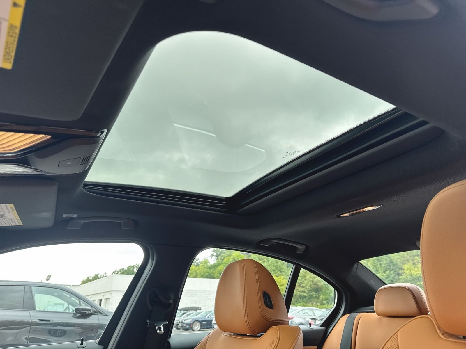 Used 2024 BMW 330i Sedan w/ Premium Package RWD image 24
