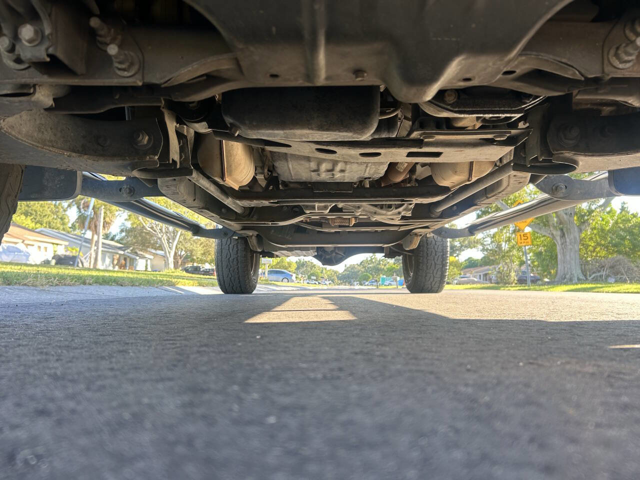 Used 2002 Nissan Frontier SE image 16