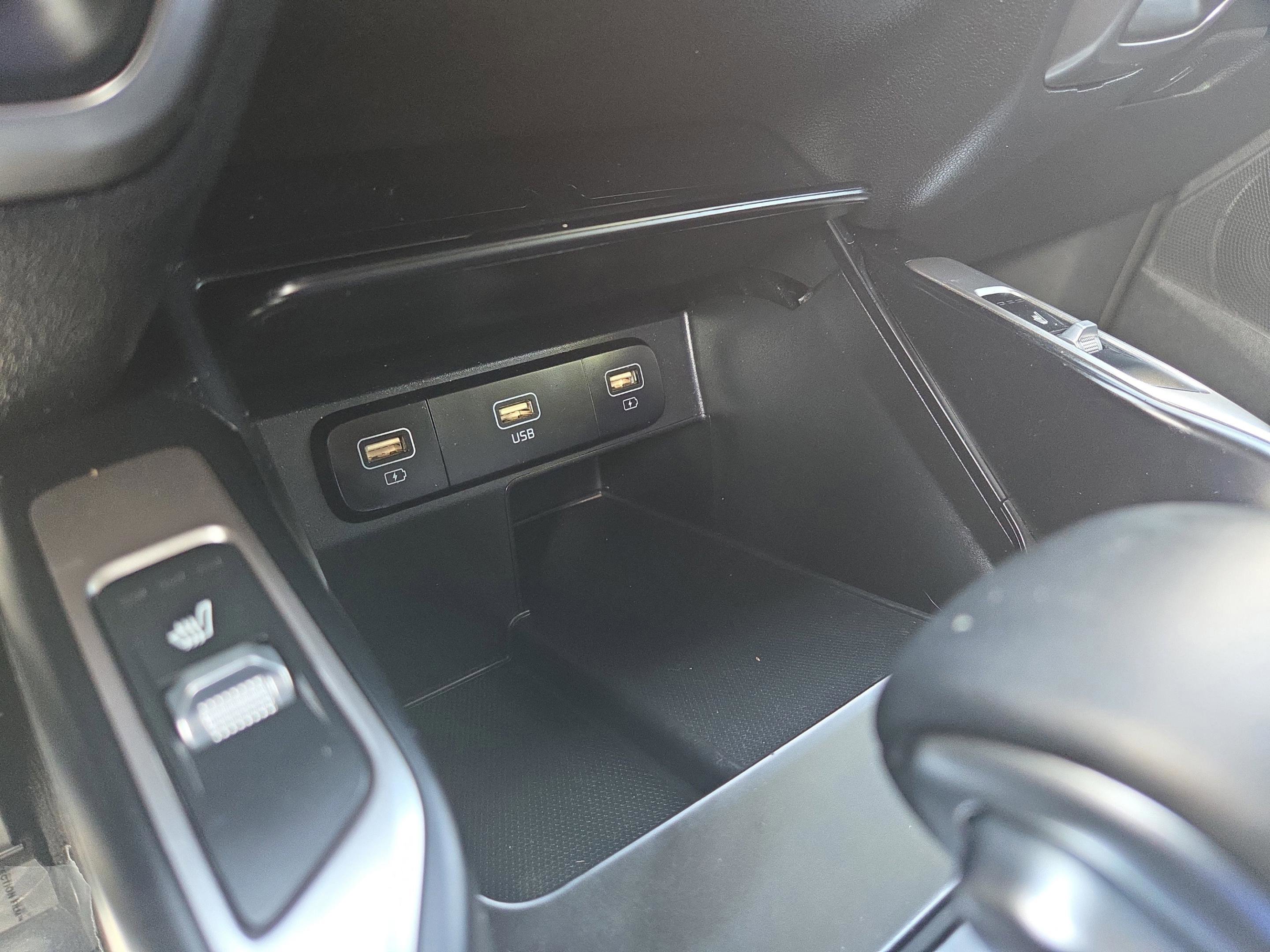 Used 2021 Kia Sorento S image 21