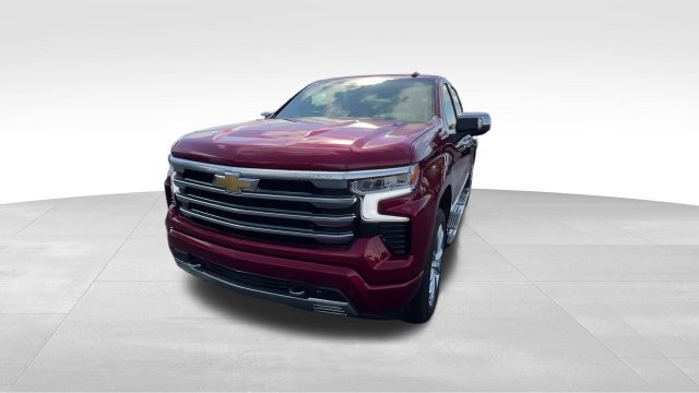 Certified 2025 Chevrolet Silverado 1500 High Country AWD/4WD image 2