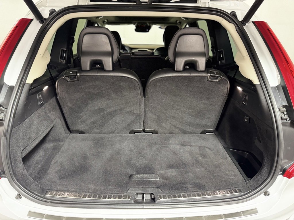 Used 2019 Volvo XC90 T6 Momentum w/ Advanced Package image 6