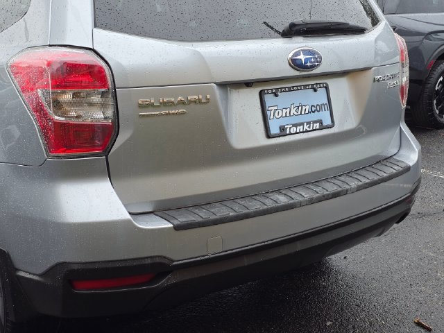 Used 2015 Subaru Forester 2.5i Premium w/ All-Weather Package AWD/4WD image 13