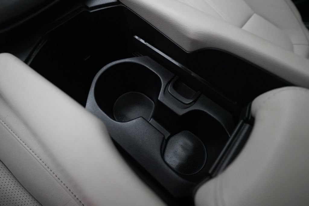 Used 2022 Honda Insight Touring image 16