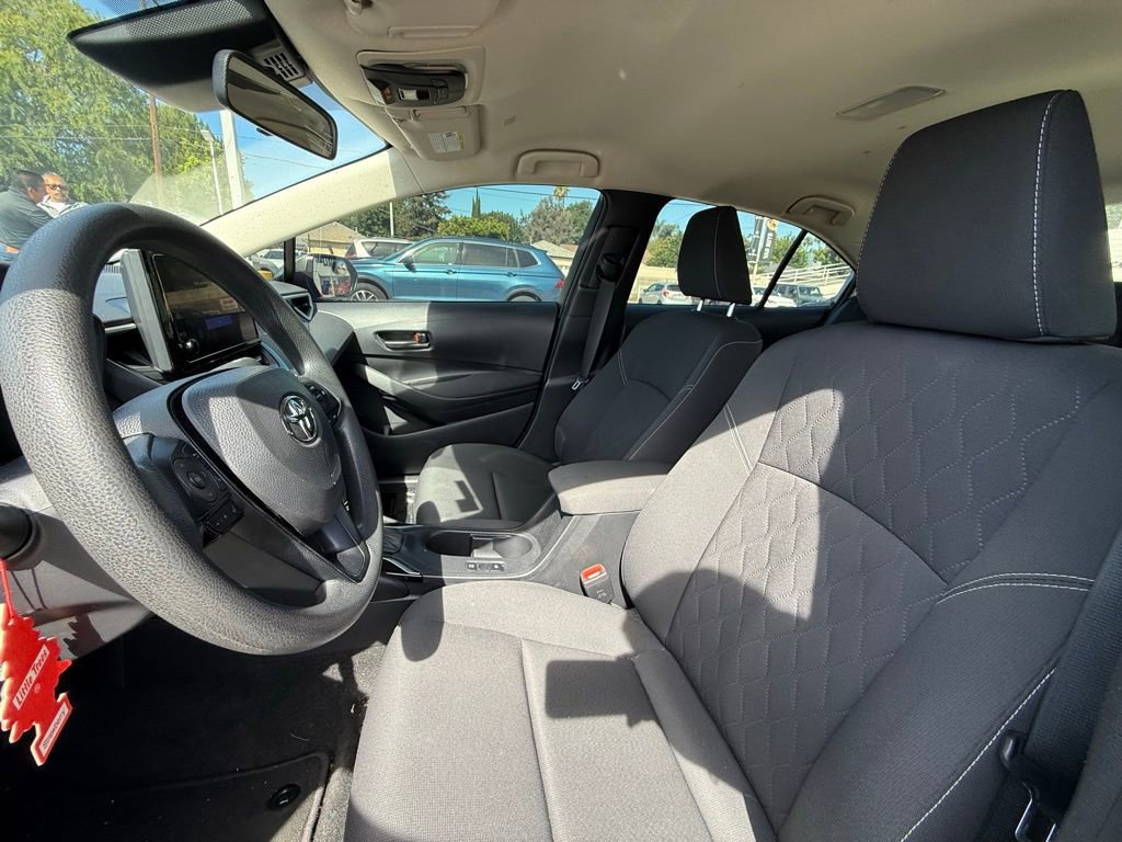 Used 2023 Toyota Corolla LE FWD image 7