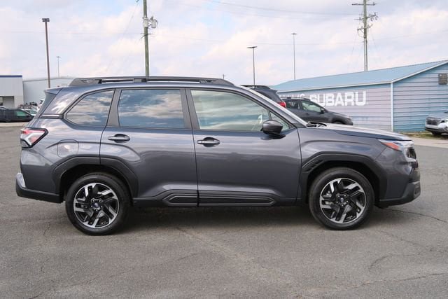 Certified 2025 Subaru Forester Limited w/ Popular Package #1 AWD/4WD image 9