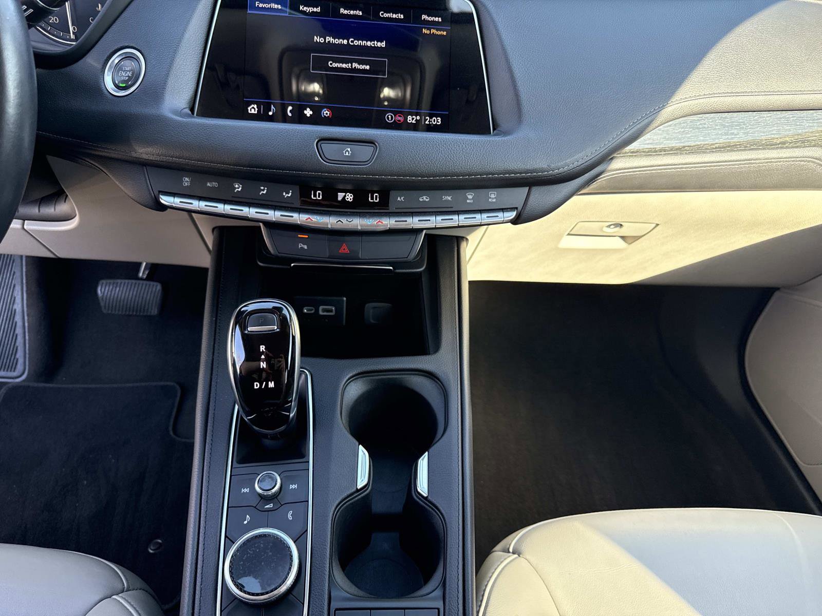 Used 2022 Cadillac XT4 Premium Luxury w/ Safety Alert Package image 28