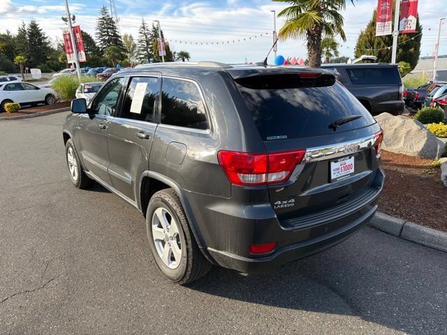 Used 2011 Jeep Grand Cherokee Laredo AWD/4WD image 8