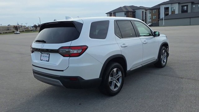 Used 2023 Honda Pilot EX-L image 7