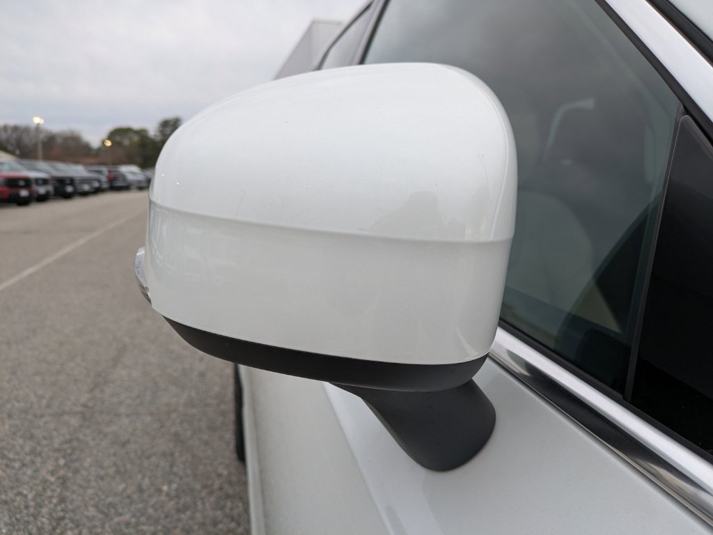 New 2026 Volvo XC90 B6 Plus w/ Protection Package Premier AWD/4WD image 12