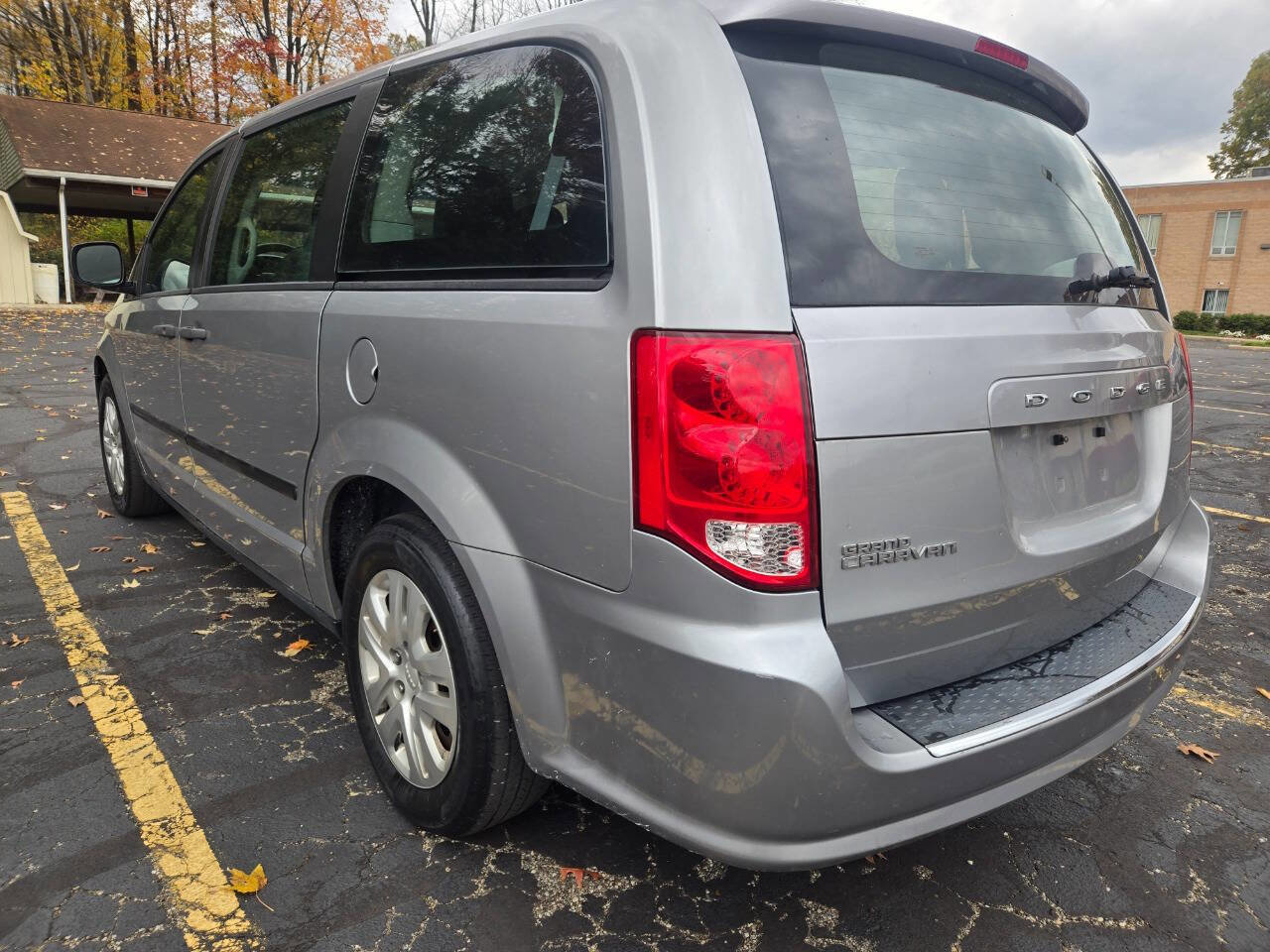 Used 2016 Dodge Grand Caravan American Value Package image 5